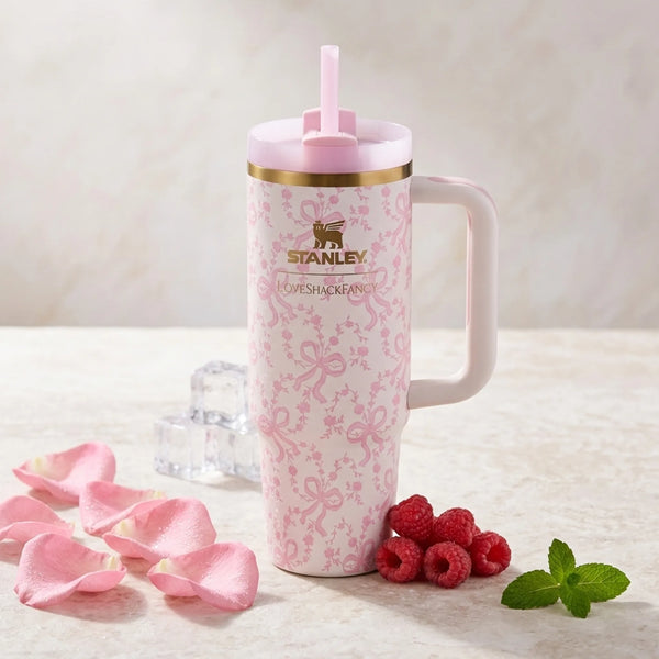 Pipetli Çelik Bardak 1,18 L · Coquette Bow Chantilly